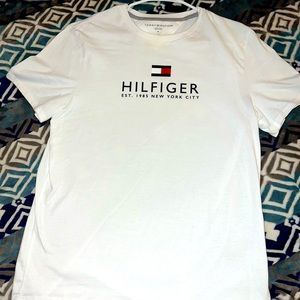 Tommy Hilfiger tee